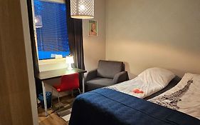 Ketunpesä 8